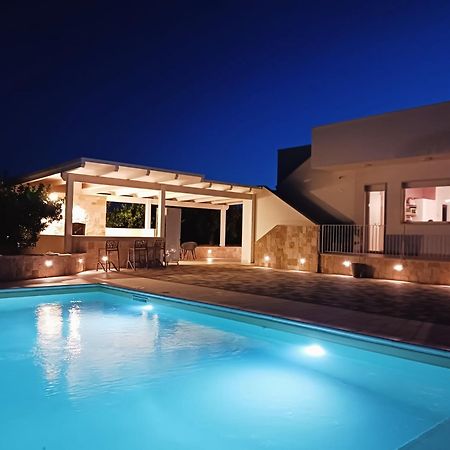 קונברסאנו Malia Holiday Villa מראה חיצוני תמונה