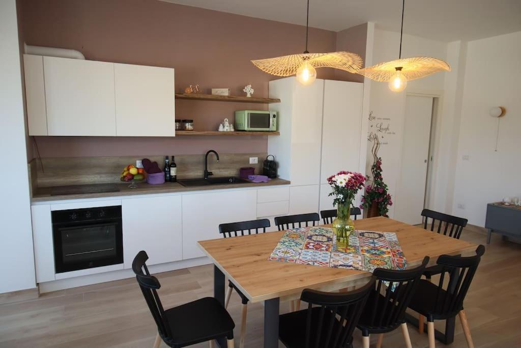 קונברסאנו Malia Holiday Villa מראה חיצוני תמונה